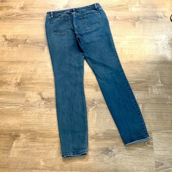 Prana Skinny Jeans, Size 12/31, Blue Stretch Denim. - Picture 2 of 7